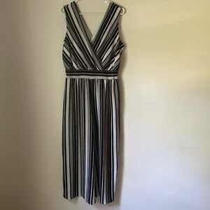 Cute large jumpsuit